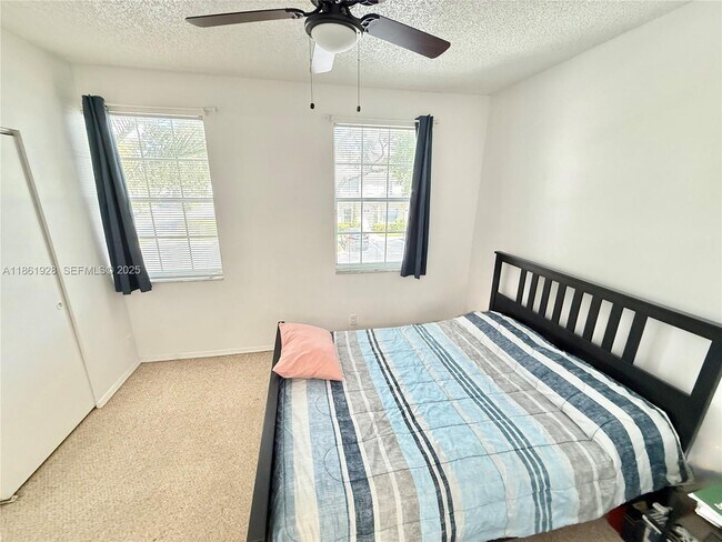 Building Photo - 70 Whitehead Cir