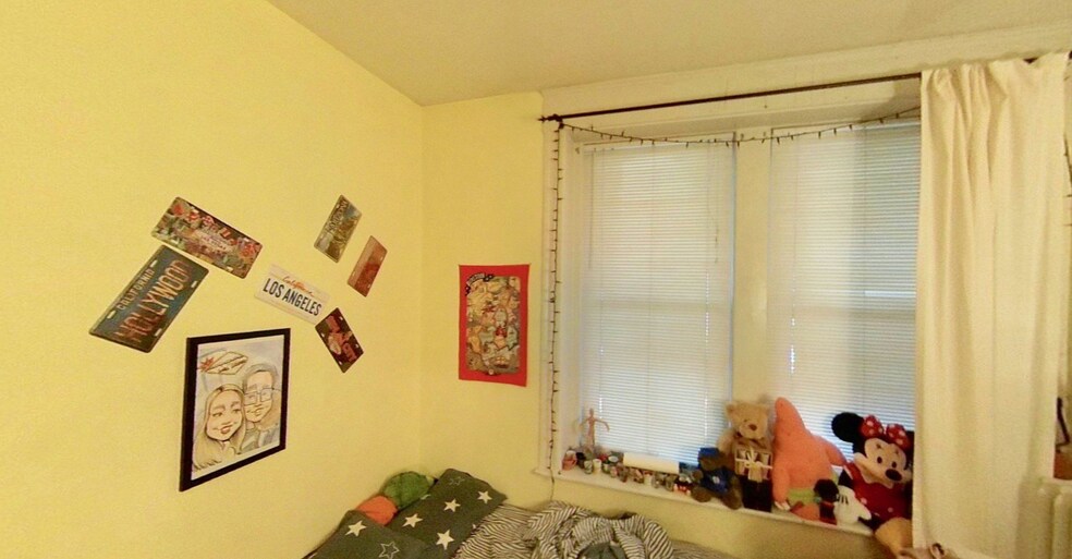 Building Photo - 1130 Commonwealth Ave