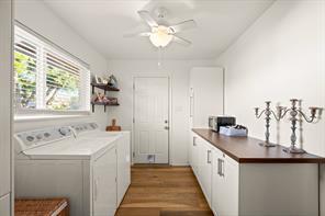 Building Photo - 3011 Yellowpine Terrace