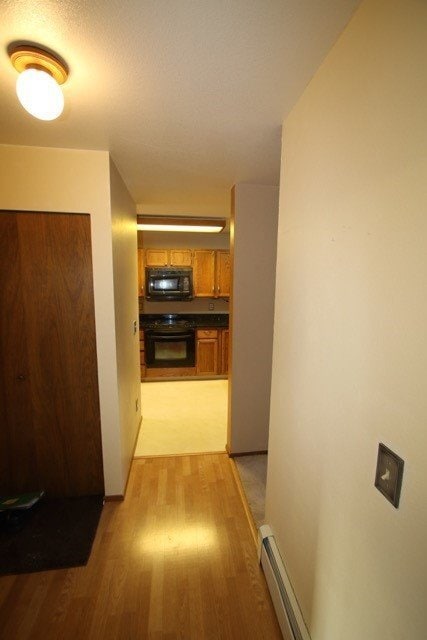 Building Photo - 2 Bedroom Condo on a Lake!