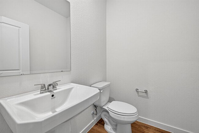 Building Photo - 3518 Blue Mockingbird St