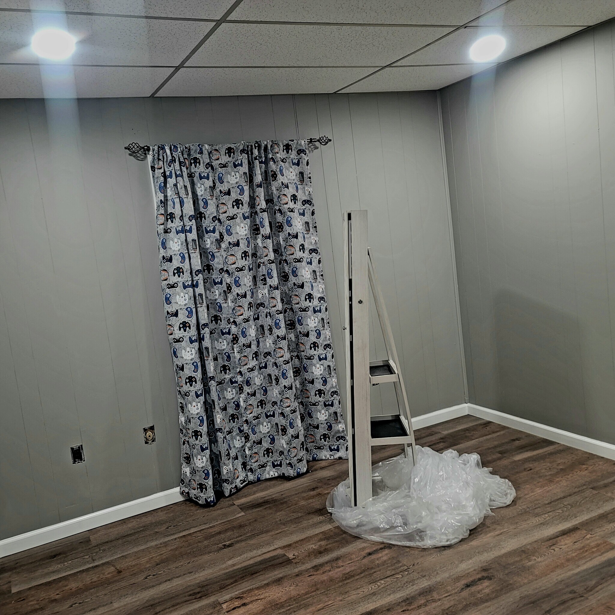 Bedroom - 3914 Clark St