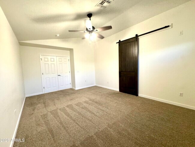 Building Photo - 830 N Granada Dr