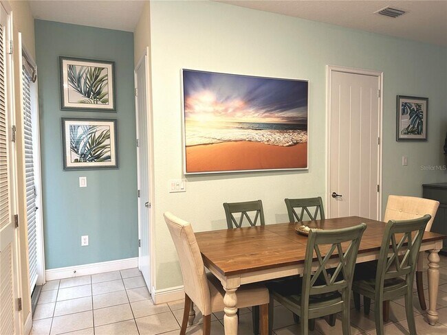 Building Photo - 8049 Dreamsicle Dr