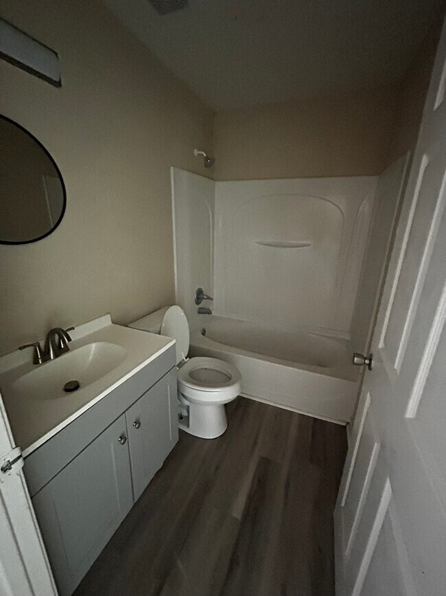 Building Photo - Quail Run Duplex