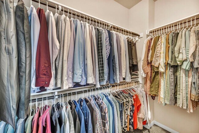 Building Photo - 7320 Bandera Ranch Trail