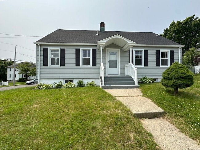 Primary Photo - 11 Colony St