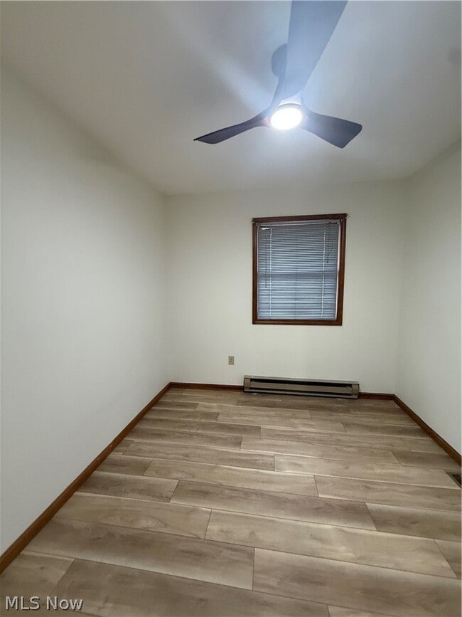 Building Photo - 1918 Buchtel St