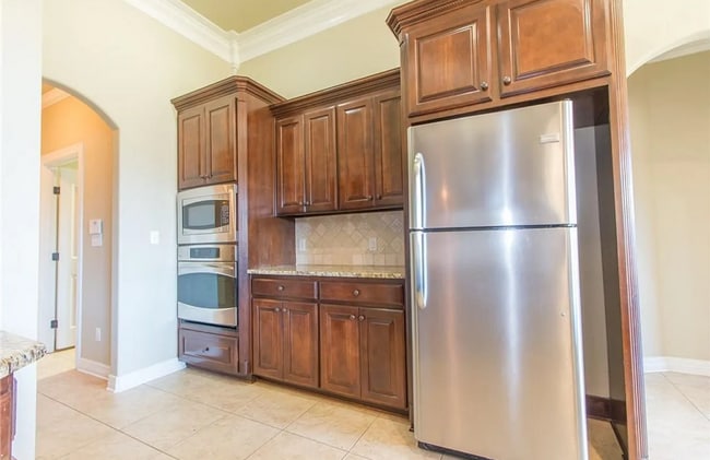 Building Photo - 306 Camelback Dr