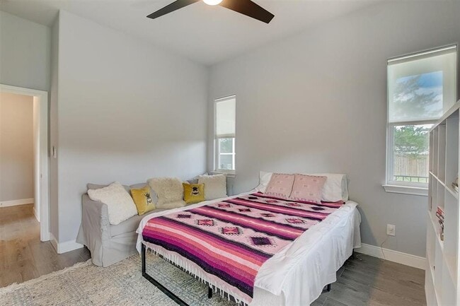 Building Photo - 121 Naalehu Ct