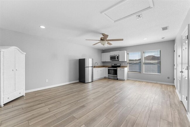 Building Photo - 14835 Old Thicket Trace