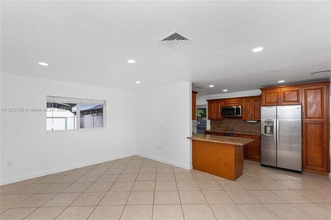 Building Photo - 251 NW 110th St