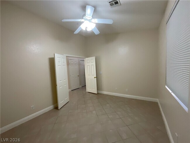 Building Photo - 93 Cree Ave