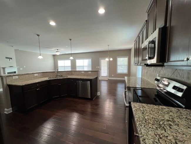 Building Photo - 1031 Liberty Ln