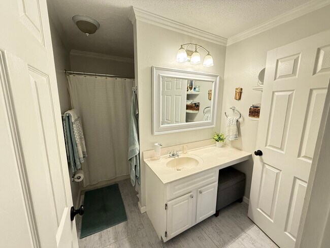 Building Photo - 1022 Cobbler Ln