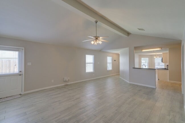 Building Photo - 29003 W Pecos River Ct