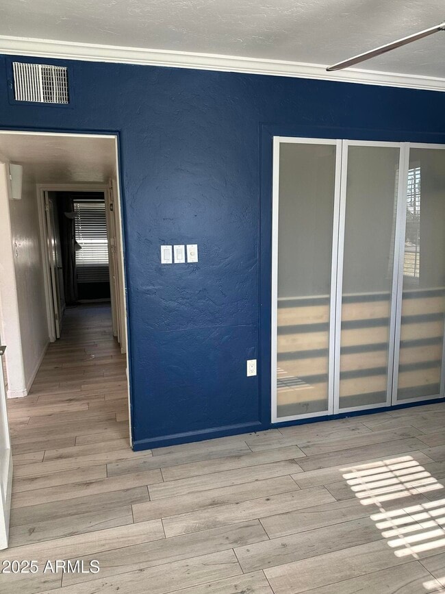 Building Photo - 3112 E Cypress St