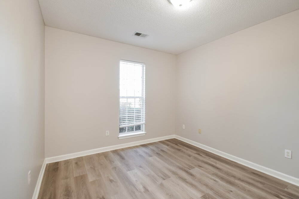 Building Photo - 2829 Russum Dr