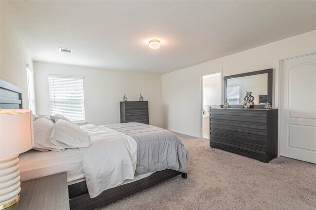 Building Photo - 5015 Gazelle Leap Ln