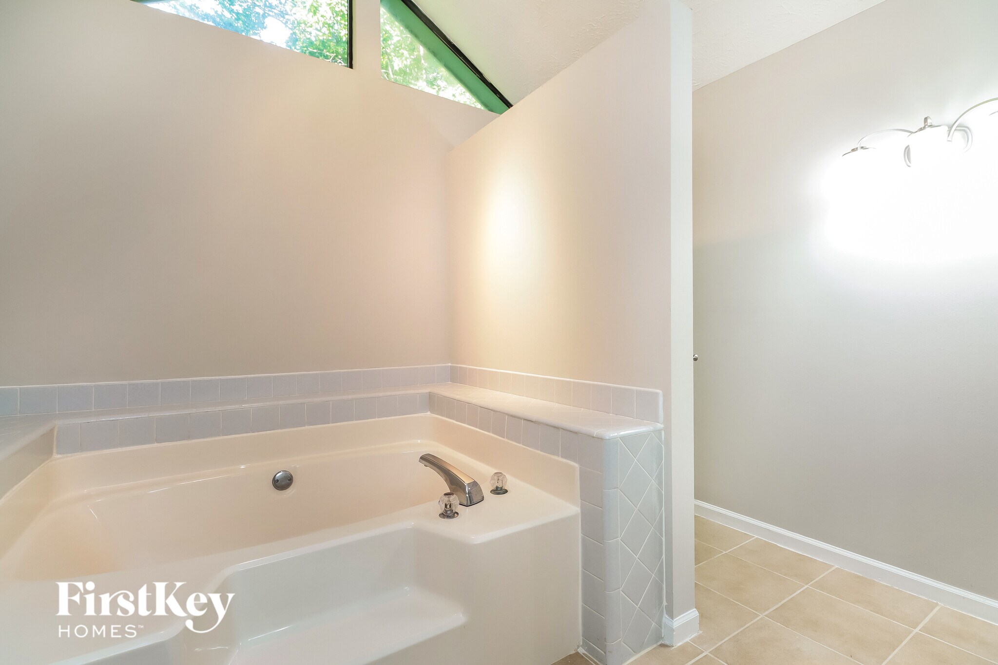 Building Photo - 140 Brookfield Dr