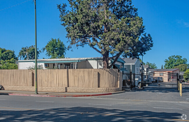 Building Photo - Old Orchard Mobile Home Park