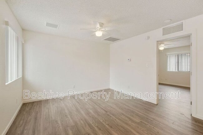 Building Photo - 1324 E Taylor St
