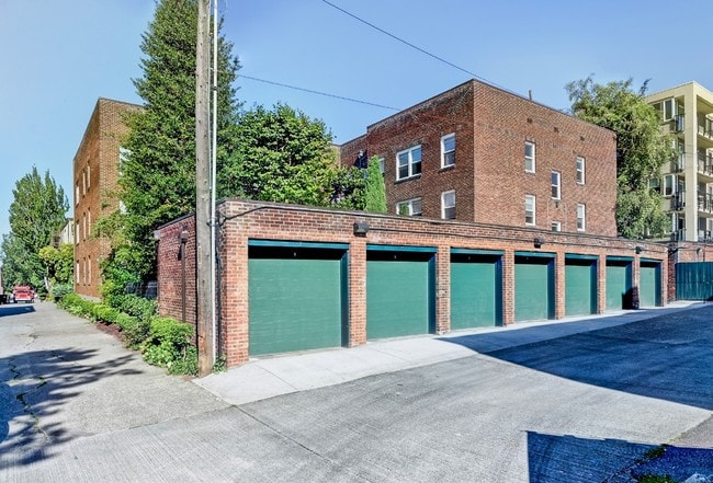 Parking Area - Chelan Apartments