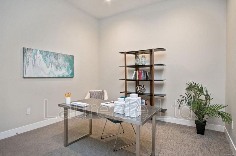 Building Photo - 3198 Blake St