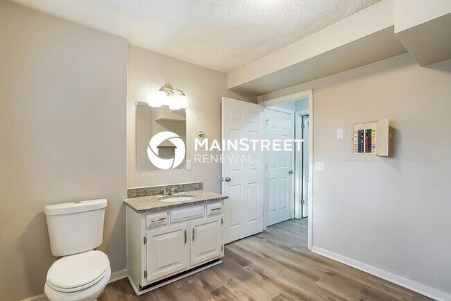 Building Photo - 5 Bedroom Pet-Friendly Home in NASHVILLE, ...