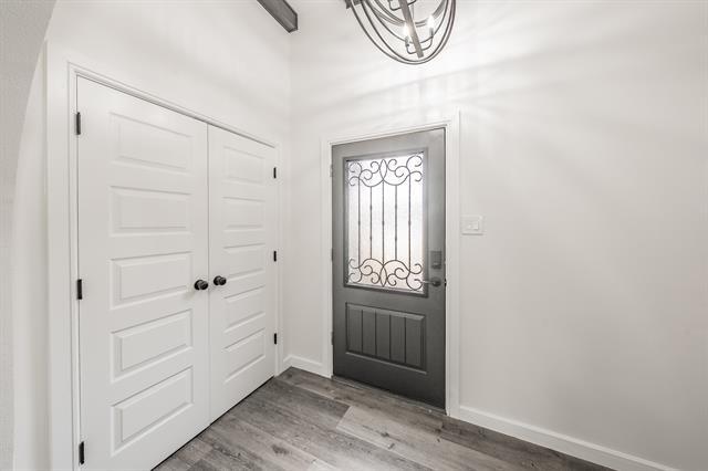 Building Photo - 8409 Glenann Dr