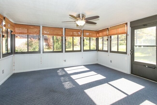 Building Photo - Walk from this Charming Home To The Carmel Arts District!
