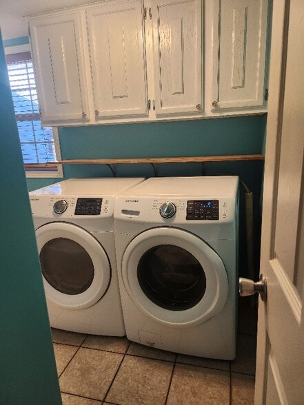 Building Photo - 730 S Chicago Ave