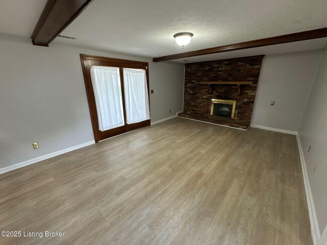 Building Photo - 2907 Melrose Dr