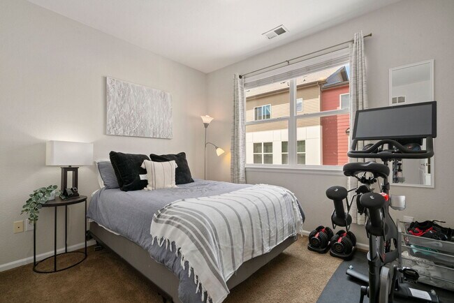 Building Photo - 11310 Colony Cir