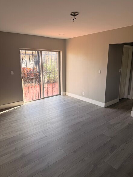 Building Photo - 7179 SW 22nd Pl