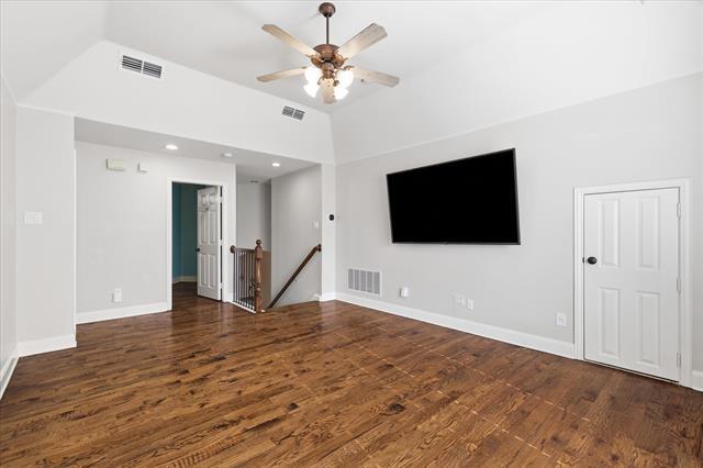 Building Photo - 1405 Salado Dr