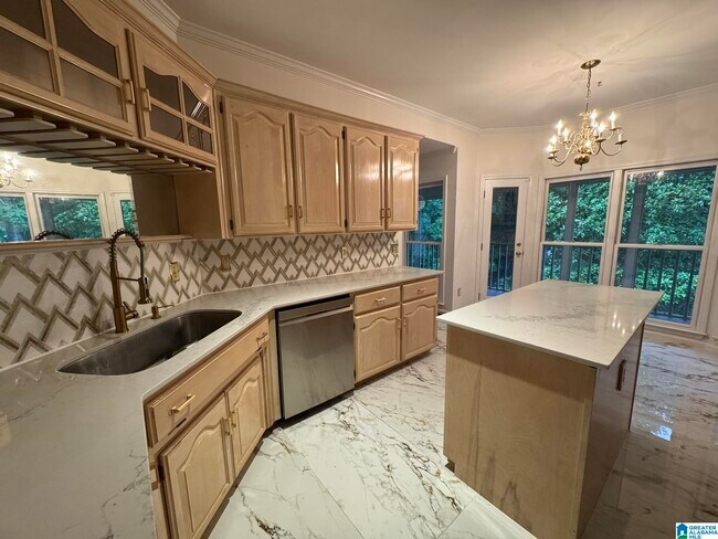 Building Photo - 2512 Christie Cir