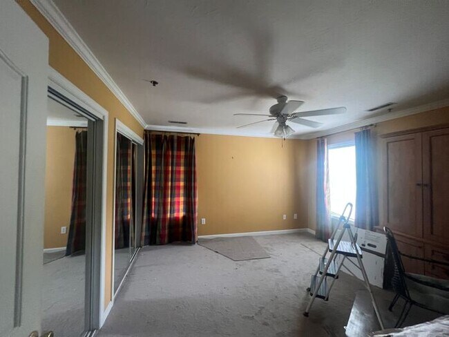 Building Photo - Sunset Heaven! Hard to Find Turtle Cay Riv...