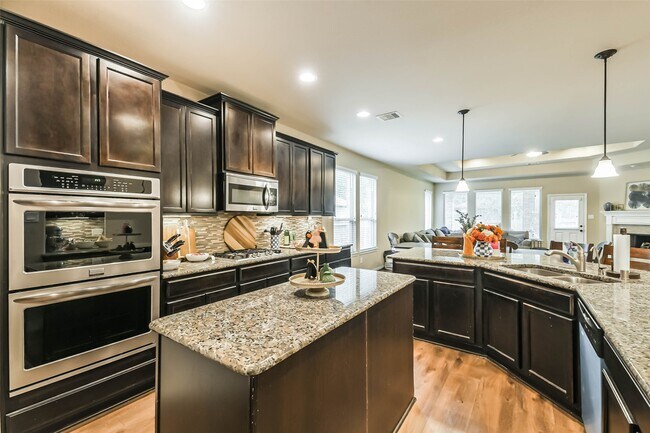 Building Photo - 111 Quail Meadow Dr