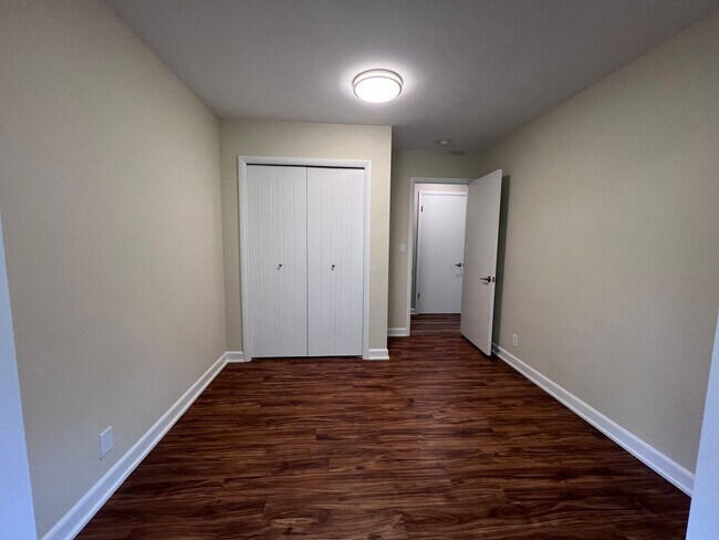 Building Photo - Recently Renovated Home within Walking Dis...