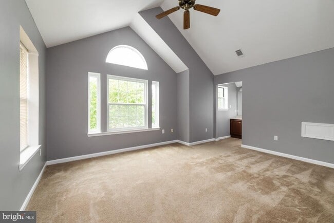 Building Photo - 8591 Harvest View Ct