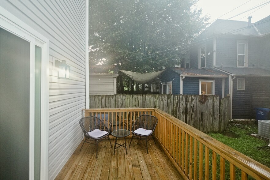 Downstairs porch - 1021 Pennsylvania Ave