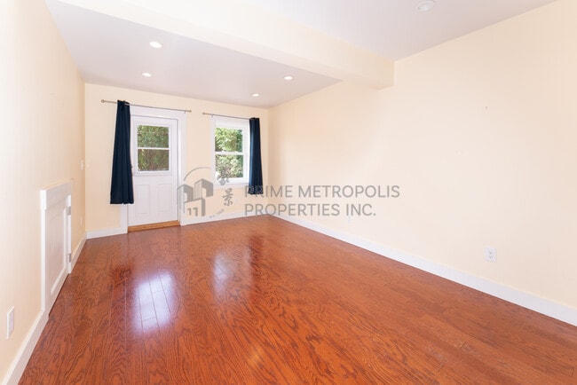 Building Photo - 7461 W Mercer Way