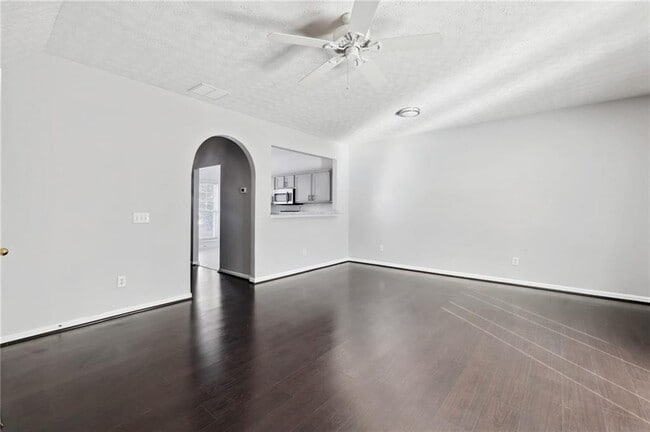 Building Photo - 179 Pearl Chambers Dr