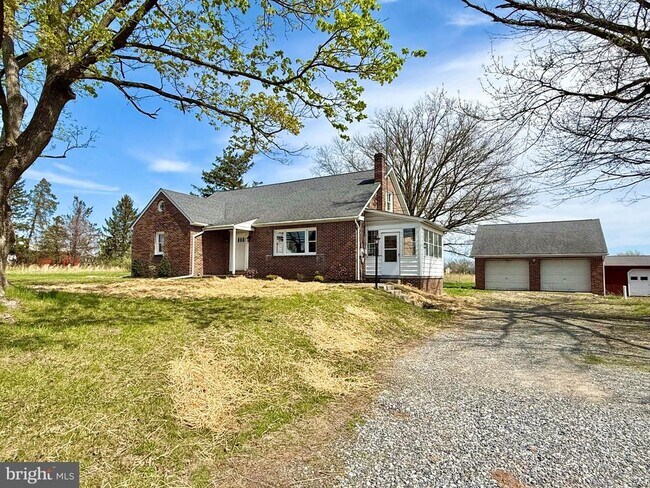 Building Photo - 330 Gilbertsville Rd