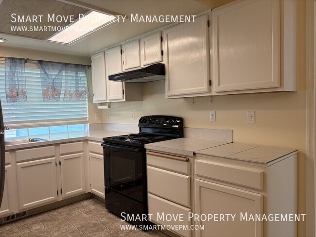 Building Photo - 1241 Ringneck Ct E