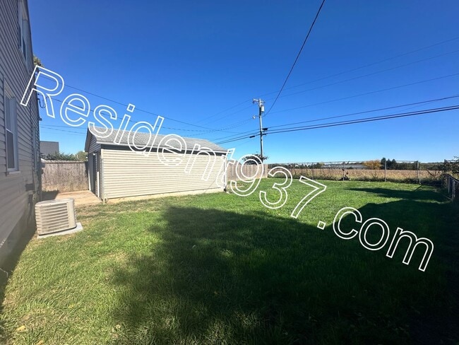Building Photo - Cozy 3 Bed 1 bath home
