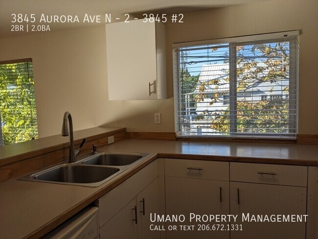 Building Photo - 3845 Aurora Ave N