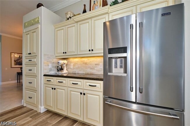Building Photo - 9240 Willowcrest Ct