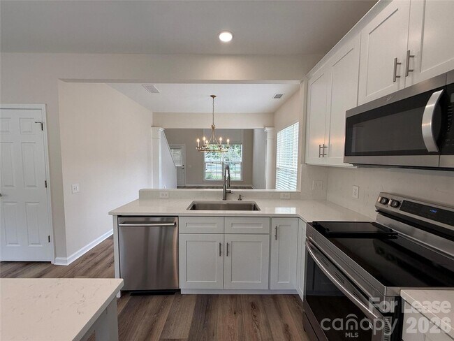 Building Photo - 3404 Laurenhurst Ln